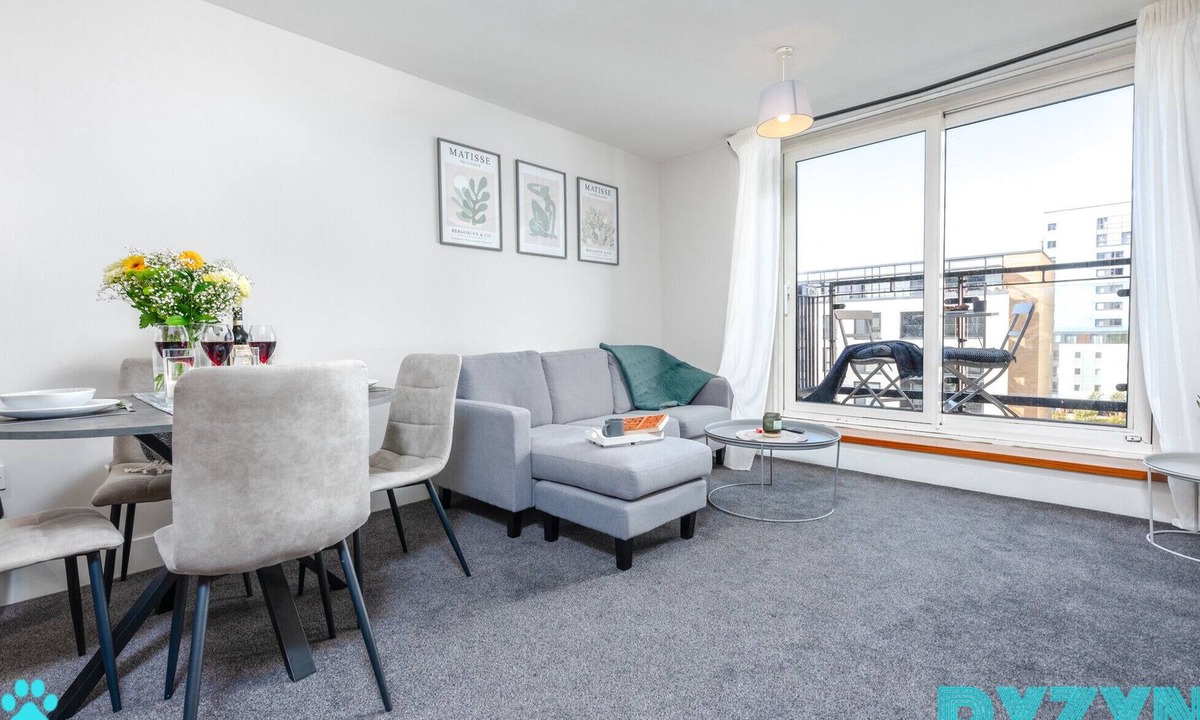 The Courtyard Dyzyn | Grangetown