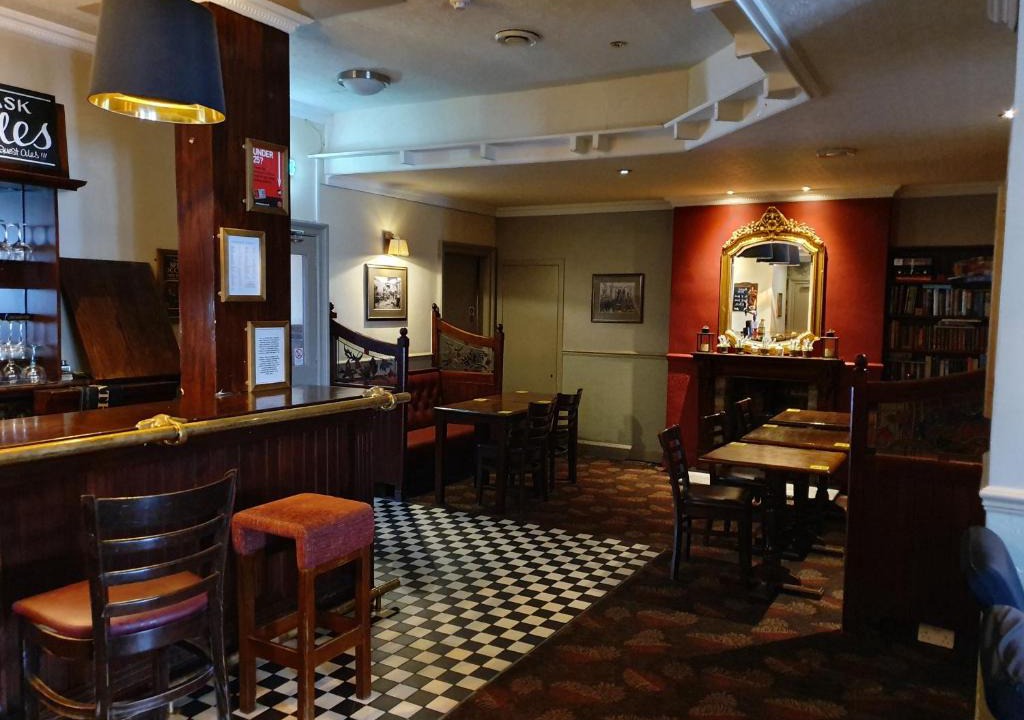 The Neidpath Inn | Peebles
