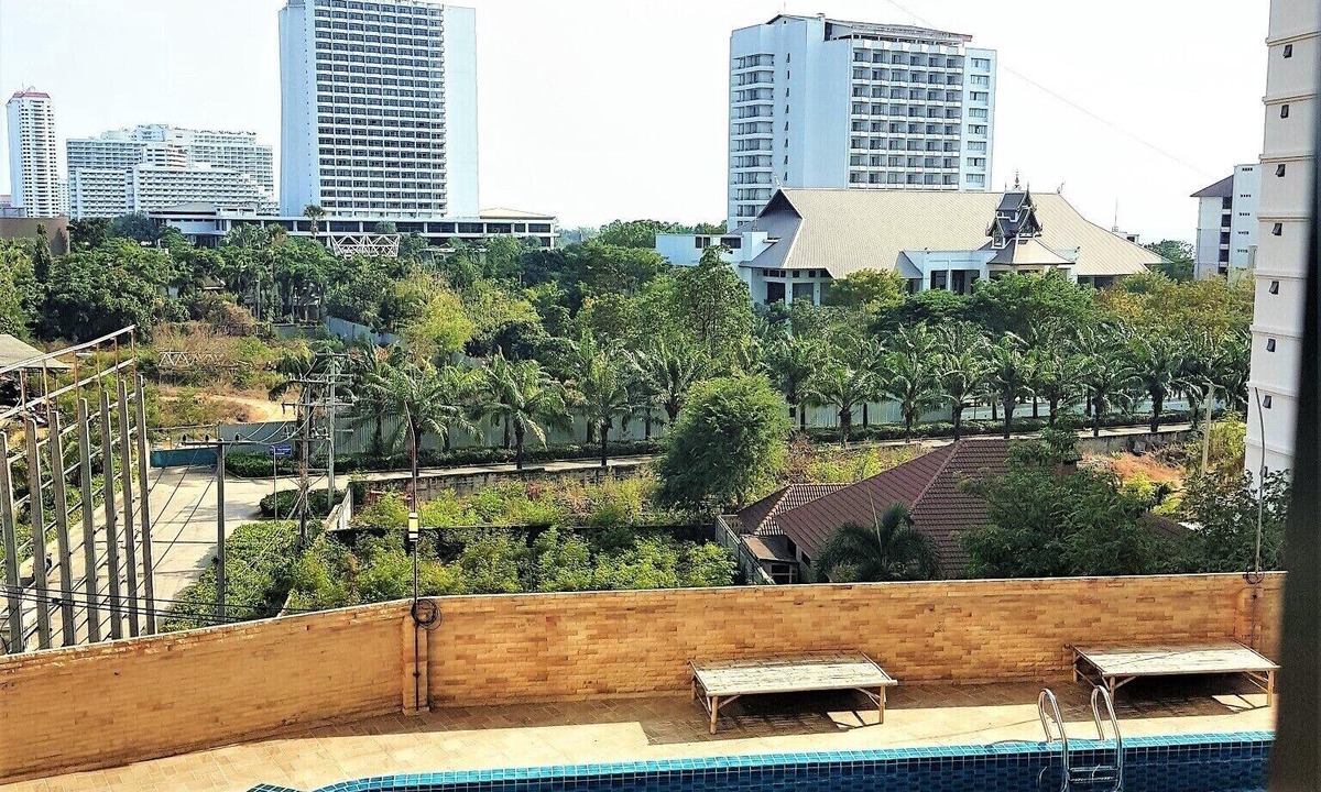 Thep Thip Mansion | Jomtien