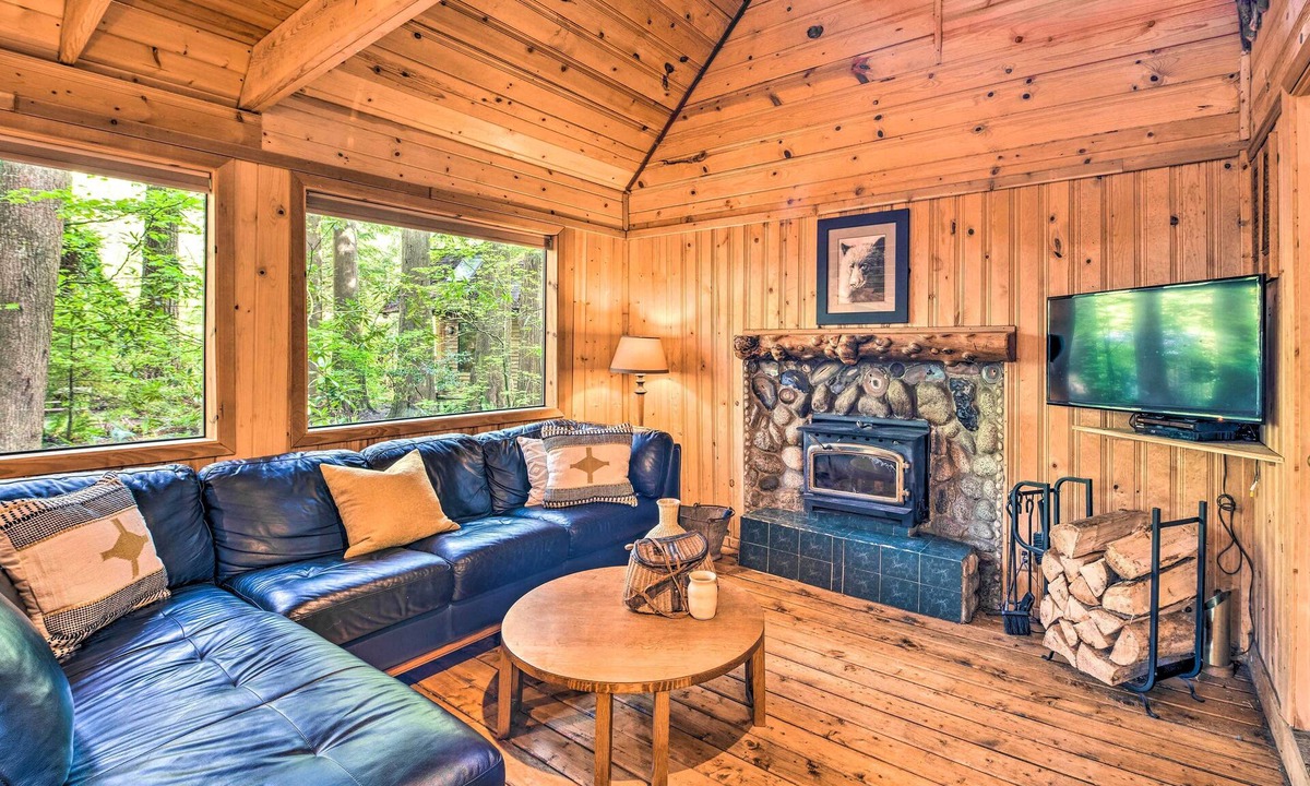 Custom Riverfront Log Stevens Pass | Index