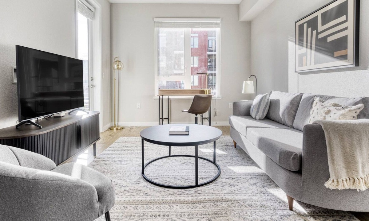 Avalon Public Market Shellmound St Emeryville | Emeryville