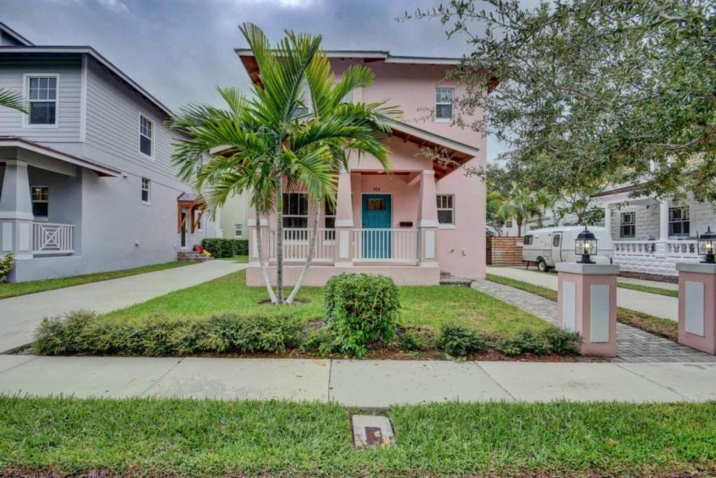 Accommodation West Palm Beach | Flamingo Parks