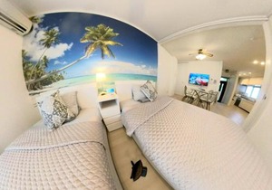 "沖縄の美ら海をイメージしたコンセプトルーム&スマートハウス, 人気のリゾートタウン北谷で暮らすように過ごす, ゆったり64平米2LDK" Villa Blu Okinawa Chatan 2-1 ヴィラブルー沖縄北谷2-1