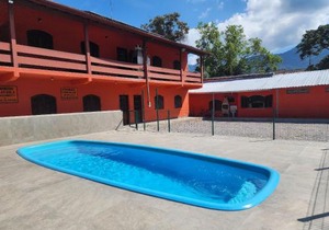 0001.02 - Maranduba - Apto - 2 Dormitório - 8 Pessoas - 2 Quadras Do Mar - Piscina - Wi-Fi (Excursão 96 Pessoas)