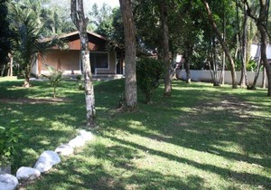 0013.00 - Maranduba - Casa - 3 Dormitórios - 16 Pessoas - 1 Quadra do Mar Do Mar