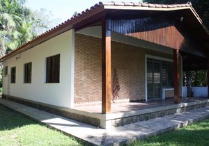 0013.00 - Maranduba - Casa - 3 Dormitórios - 16 Pessoas - 1 Quadra do Mar Do Mar