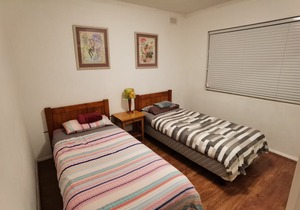 1/26 Bellevue St. Great Amenities & Family Comforts