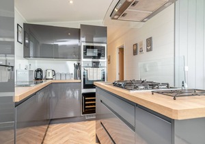 1 bedroom accommodation in Midsomer House, East Compton