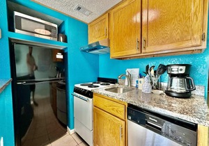 1 Bedroom King bed MB 206