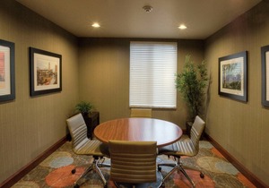 1 Bedroom Suite! Access to a Heated Pool & Hot Tub +Free Breakfast Buffet. Close to Jordan Landing!
