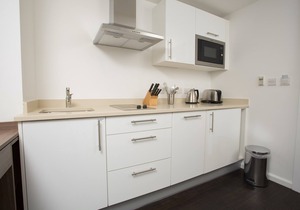 1 Bedroom Suite in Birmingham | Perfect for Business Travellers + Free Wi-Fi