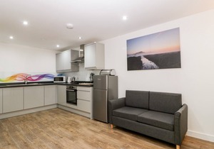 1 THE VAULTS, romantic in Glastonbury