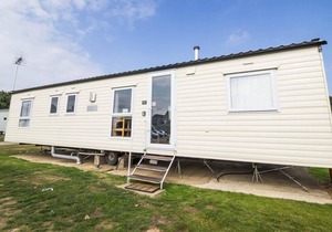 10 berth caravan for hire near Great Yarmouth at Broadland Sands ref 20025BS
