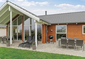 10 person holiday home in Hasselberg