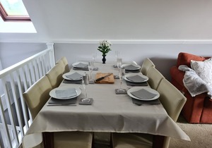 10 Valley View Lodge
