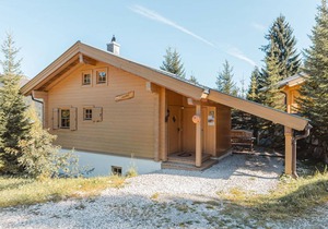 100 m² Accommodation ∙ 3 bedrooms ∙ 8 guests