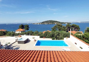 100 m² Accommodation ∙ 3 bedrooms ∙ 6 guests