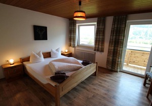 100 m² Apartment ∙ 1 bedroom ∙ 9 guests