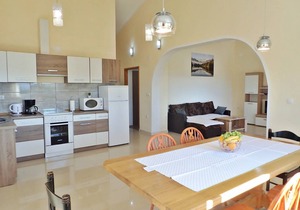 100 m² Apartment ∙ 2 bedrooms ∙ 6 guests