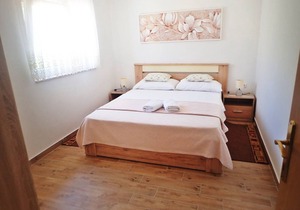 100 m² Apartment ∙ 2 bedrooms ∙ 6 guests