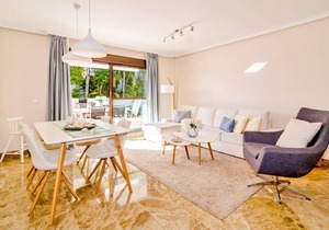 100 m² Apartment ∙ 2 bedrooms ∙ 4 guests