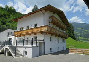 100 m² Apartment ∙ 4 bedrooms ∙ 9 guests