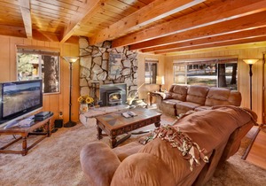 100 m² Cabin ∙ 3 bedrooms ∙ 5 guests