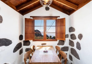 100 m² House ∙ 2 bedrooms ∙ 4 guests