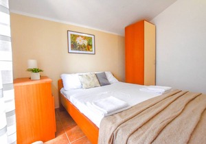 100 m² House ∙ 4 bedrooms ∙ 8 guests