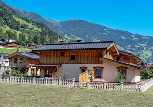 100 m² House ∙ 5 bedrooms ∙ 10 guests