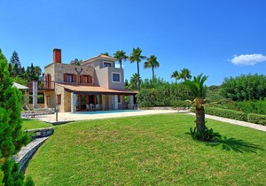 100 m² Villa ∙ 2 bedrooms ∙ 4 guests