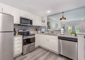 103 m² Condo ∙ 2 bedrooms ∙ 8 guests