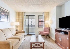 109 m² Condo ∙ 2 bedrooms ∙ 6 guests