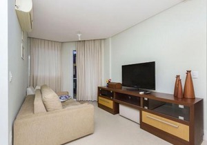 111-B Boulevard - 50m from the beach & Front Avenue - Luxury Condominium - Heated Swimming Pool - Jacuzzi - 24h Concierge