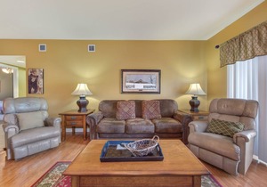 111 m² Condo ∙ 2 bedrooms ∙ 6 guests