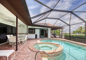 1131 Edington Pl in Marco Island