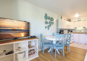 116 Breakers-Oceanfront with Pool & Kiddy Pool. Steps to Dining & Shopping