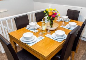 12 Valley Lodge