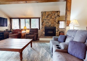 121 m² Condo ∙ 2 bedrooms ∙ 6 guests