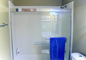 #123 Park Plaza NEW! 20% Discount 5 min from SFO, BART, Train