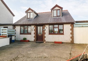 130 m² Cottage ∙ 3 bedrooms ∙ 6 guests