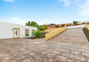 135 m² Accommodation ∙ 3 bedrooms ∙ 6 guests