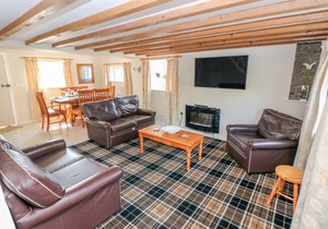 145 m² Cottage ∙ 4 bedrooms ∙ 8 guests