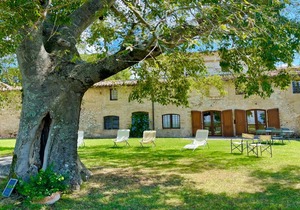 160 m² Farmhouse ∙ 4 bedrooms ∙ 8 guests