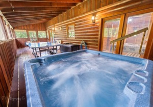 161 m² Cabin ∙ 2 bedrooms ∙ 8 guests