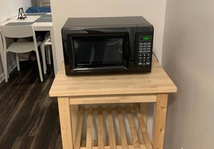 1631 2H · Adorable 2bed Apt/20min to NYC-Parking Avail .