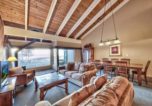 181 m² House ∙ 3 bedrooms ∙ 8 guests