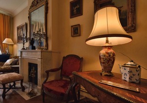 18th century character home with garden in the heart of a historic village