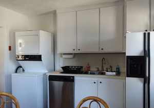 1901 Home w/Lake Winnipesaukee View, steps to Pier, Weirs Beach & Boardwalk!