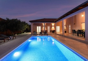 194 m² Villa ∙ 3 bedrooms ∙ 8 guests